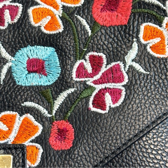 ❤️💗❤️ Tannino Cuervo Embroidered Leather Envelope Clutch Removable Gold Chain - Picture 2 of 9